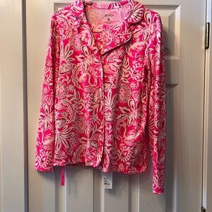 Lilly Pulitzer pajama set size small.